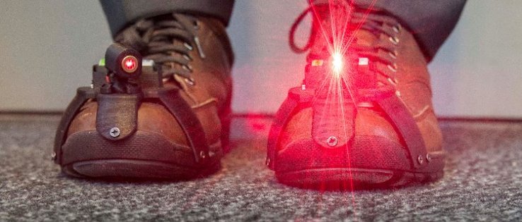 Laser-equipped shoes help Parkinson’s patients take the next step