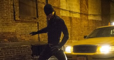 Daredevil Season 3 Behind-The-Scenes Photos Reveal Return of the Black Suit