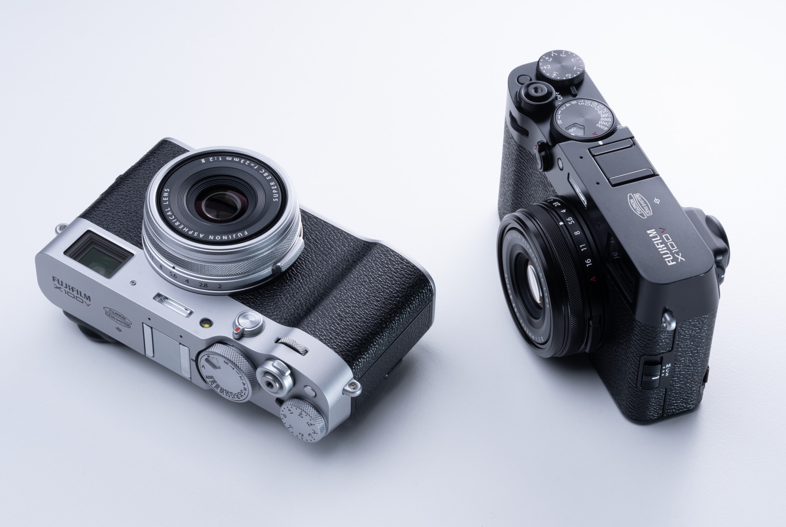 Fujifilm’s X100V strengthens the case for owning a compact camera