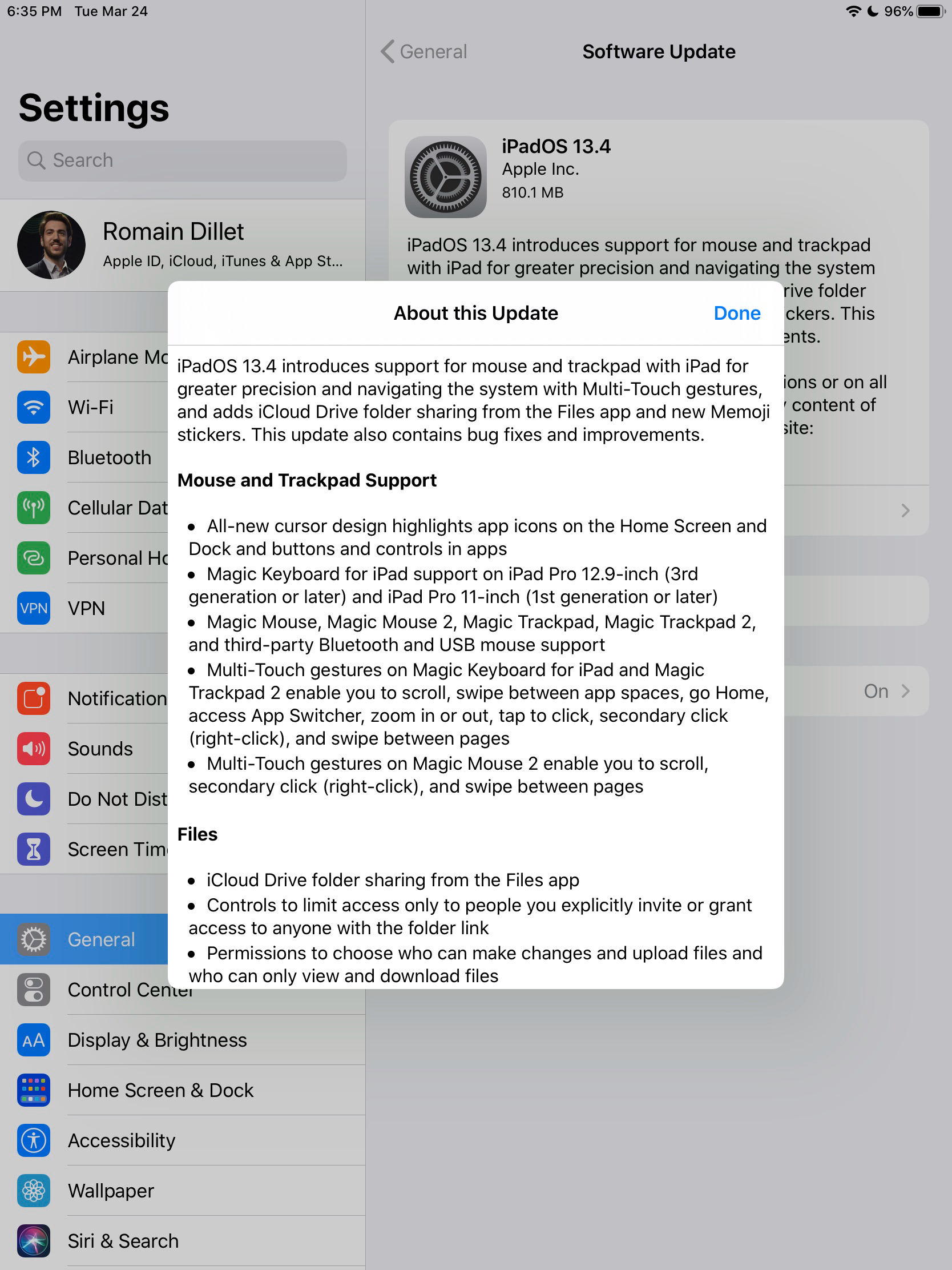 Apple releases iOS and iPadOS 13.4 with trackpad support