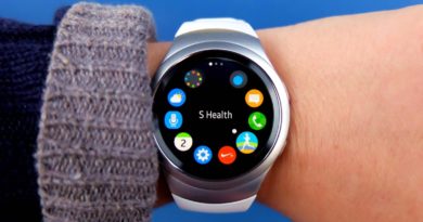 The four-year-old Samsung Gear S2 just got a surprise update