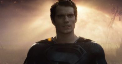 Zack Snyder Unveils Black Suit Superman in New Justice League Clip