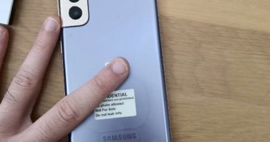 Samsung Galaxy S21 real-world photos reveal crazy thin bezels
